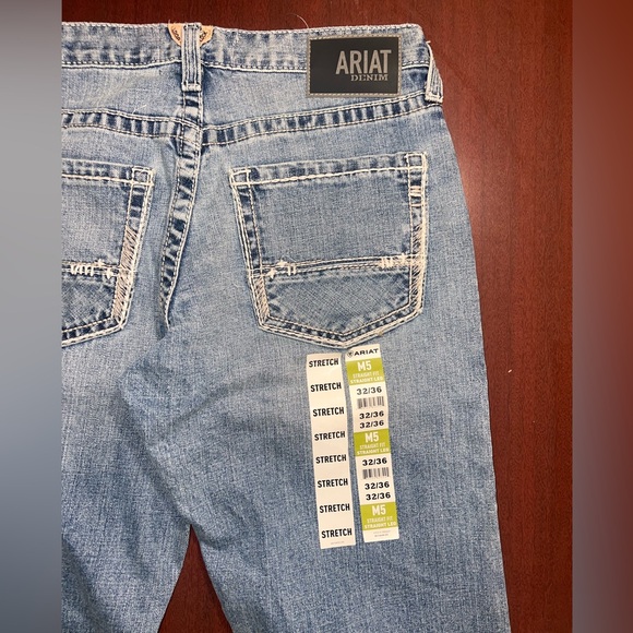 Ariat Men's Classic Straight Blue Jeans - Picture 6 of 6